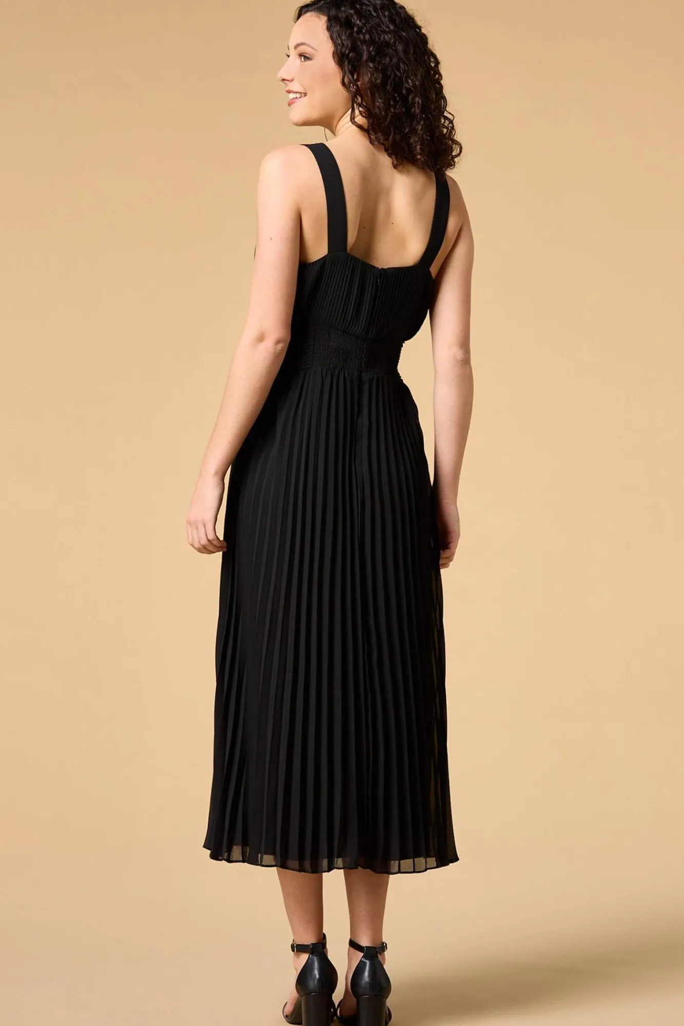 Women Versona A Lister Midi Dress