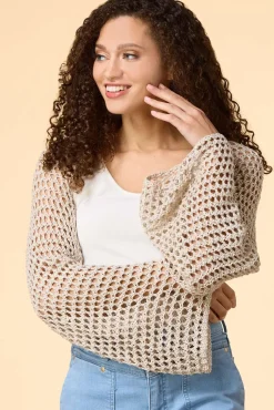 Women Versona Cast The Line Shrug