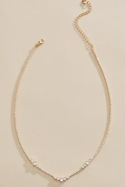 Women Versona Cluster Stone Necklace