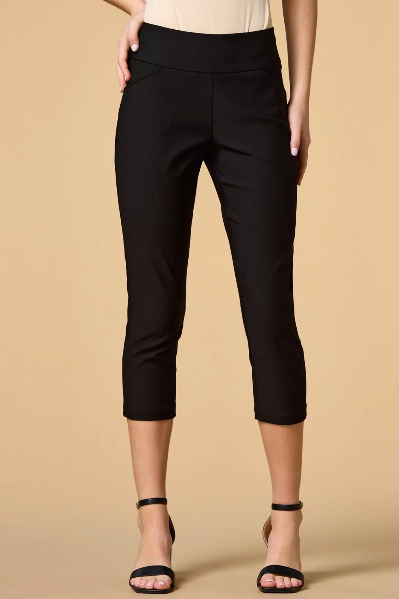 Women Versona Core Concept Pants