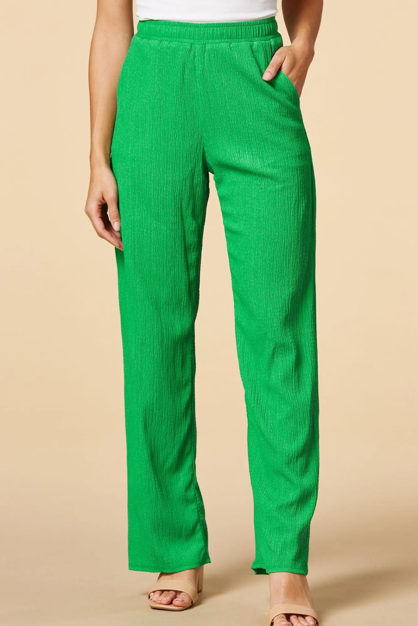 Women Versona Crinkle Cut Pantsgreen