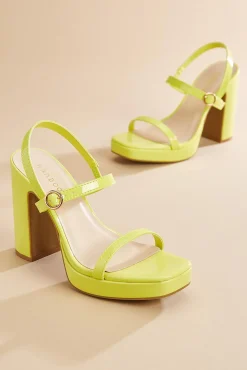 Women Versona Faux Patent Leather Platform Heels