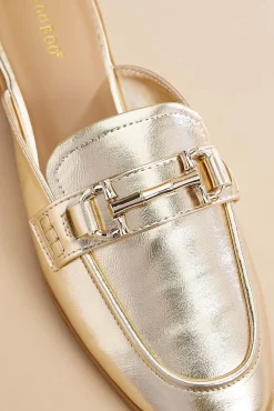 Women Versona Metallic Mules