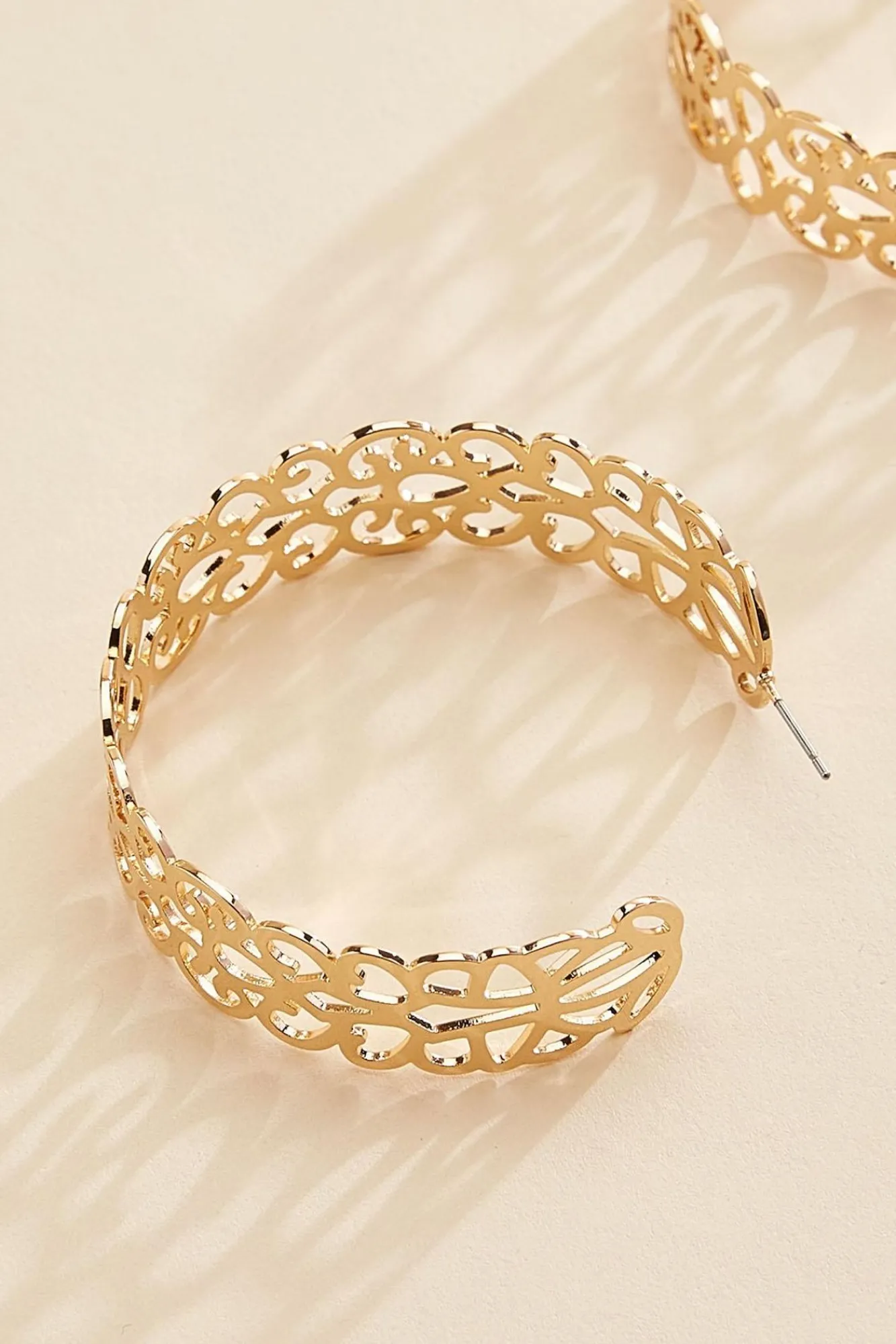 Women Versona Mirror Filigree Hoop Earrings