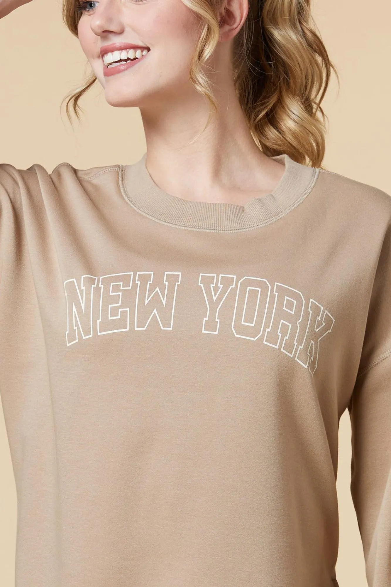 Women Versona New York Sweatshirt
