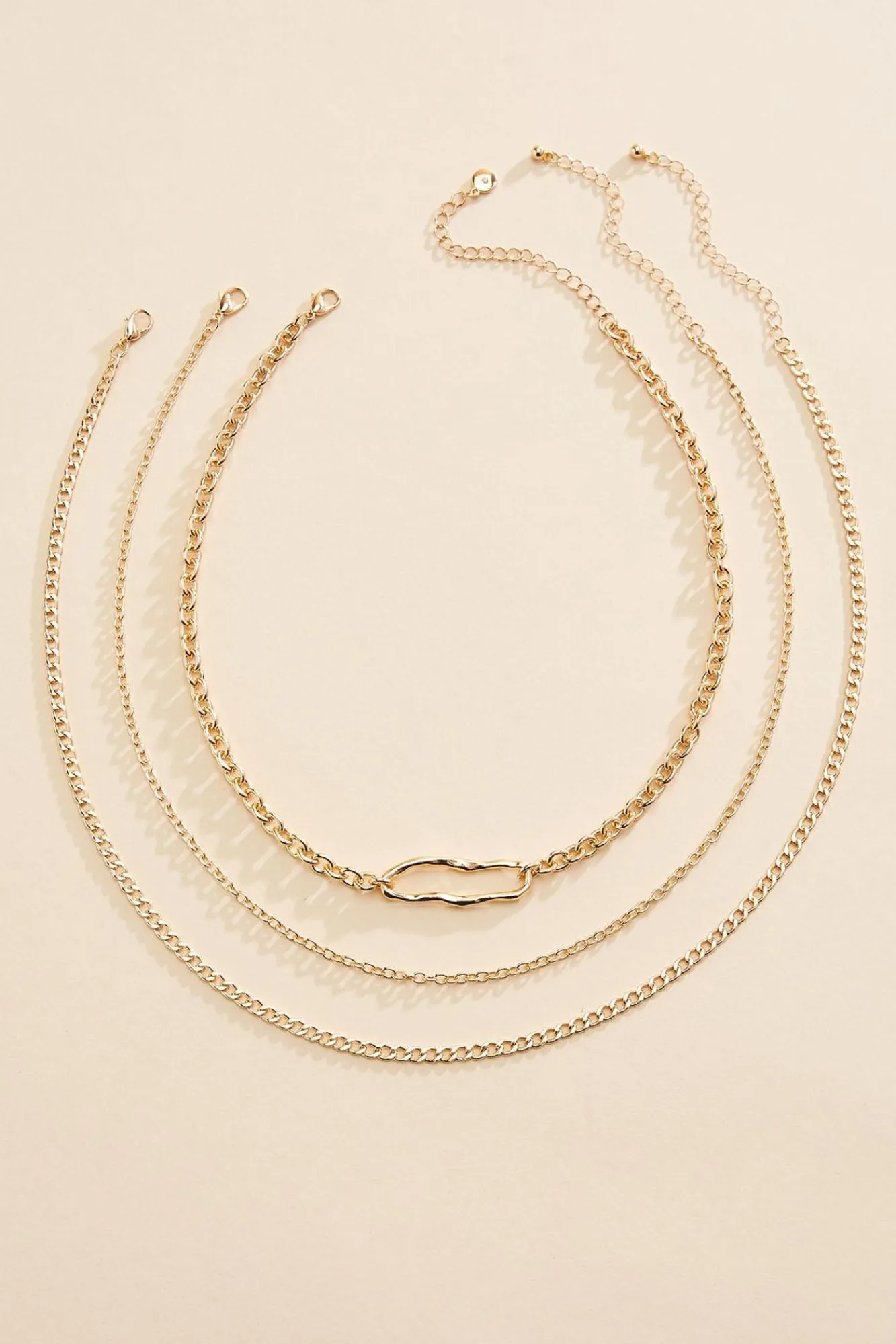 Women Versona Oval Bar Pendant Necklace Set