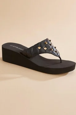 Women Versona Quilted Stud Sandals