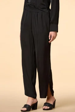 Women Versona Ruffled Up Pants