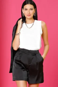 Women Versona Smooth Criminal Shorts