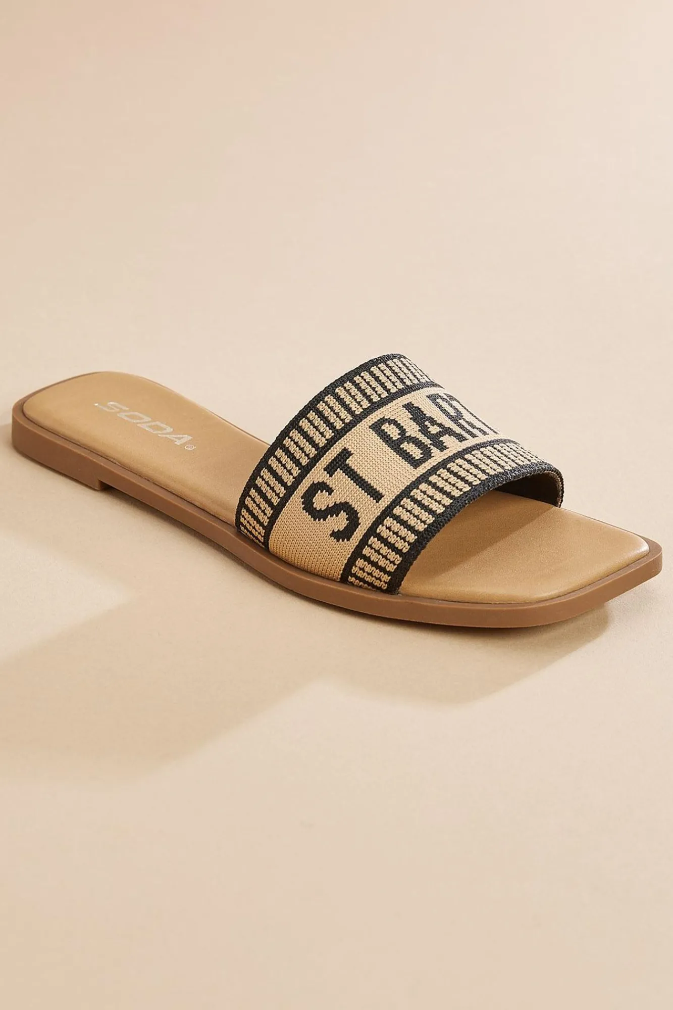Women Versona St Barts Embroidered Band Slides