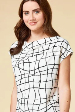 Women Versona Techno Pop Top