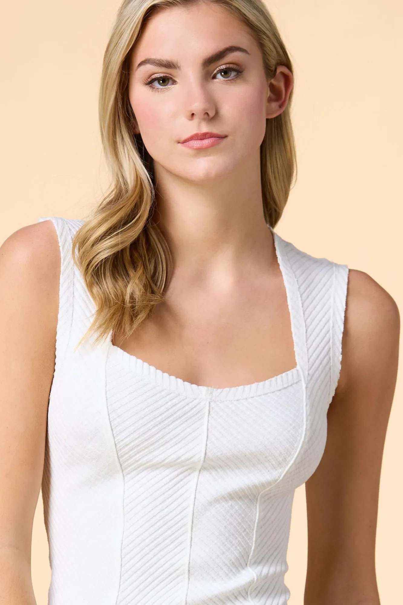 Women Versona Victorian Age Tank