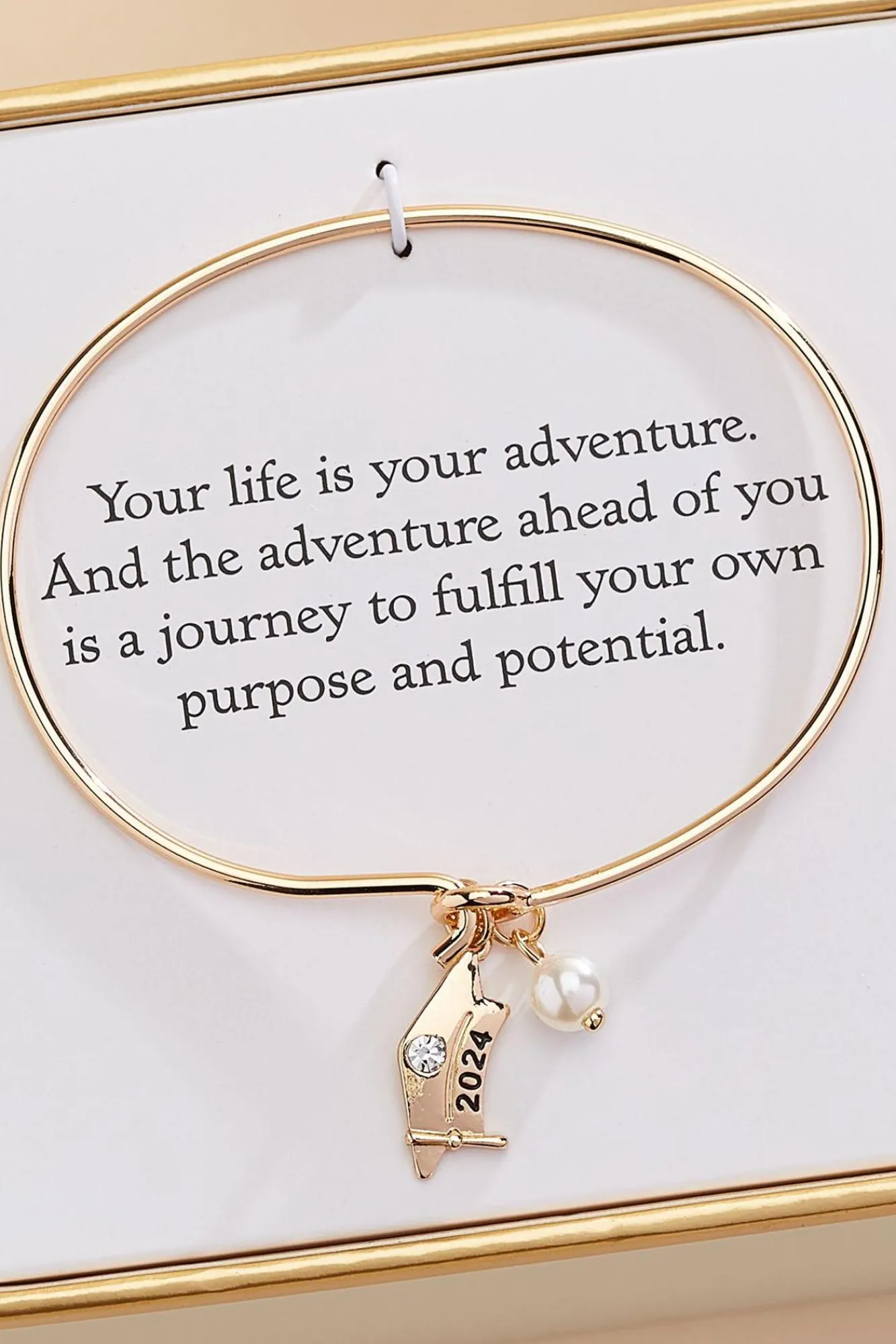 Women Versona You Go, Grad Bracelet